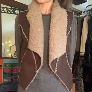 BB Dakota Sherpa Vest